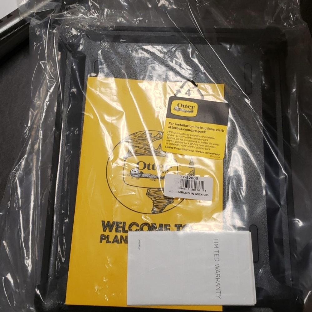 Otter Box - Picture 4 of 4